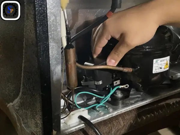 خرابی لوله کمپرسور علت کاهش گاز یخچال